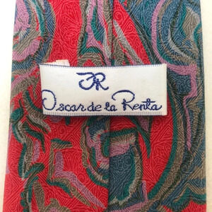 Oscar de la Renta vintage paisley watercolor red blue green  pink tie